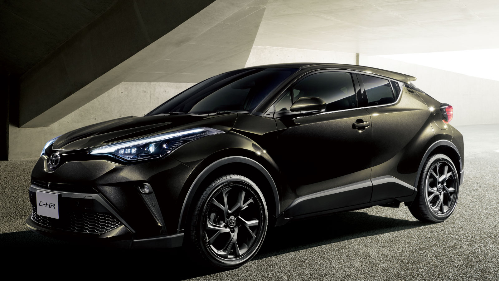 いちょう様・専用・C-HR前期用ボンネットブラック２０９ 楽天市場】c－hr ボンネットプロテクター（車用品・バイク用品