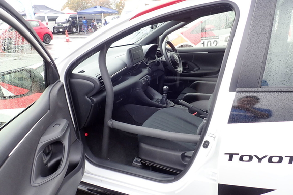 yaris cup