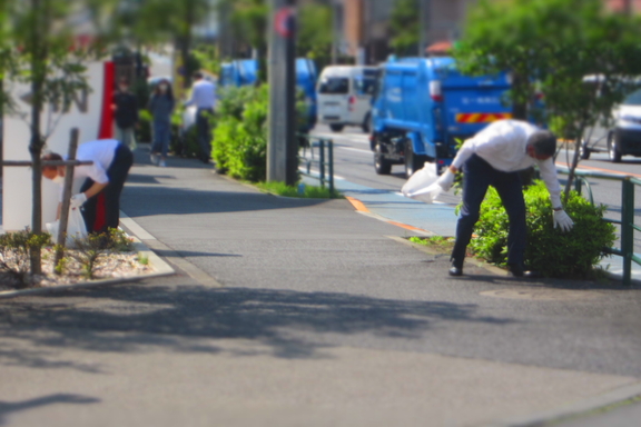 店舗周り清掃の写真