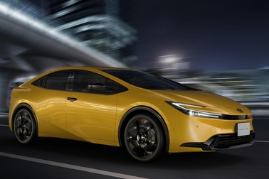 特別仕様車 G プラグインハイブリッド車 “Night Shade”(ベース車両はG プラグインハイブリッド車)